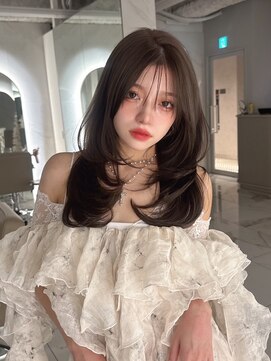 キティー サカエ(kiti SAKAE) グレージュ/レイヤーカット/ハッシュカット/オリーブベージュ/栄