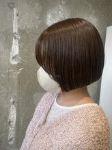 カレッタ(caletta)&nbsp;タッセルボブ×デザインカラー×髪質改善