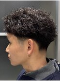 アクティブショート短髪パーマスパイキーパーマテーパーフェード