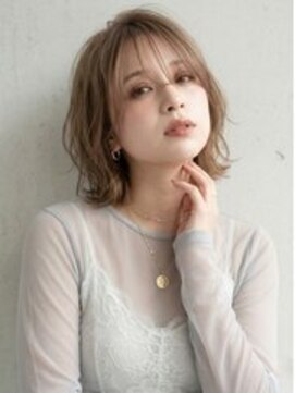 アールイーノウン 阿倍野区昭和町店(re; nown) 大人可愛い20代30代40代小顔ウルフレイヤーボブグレージュ