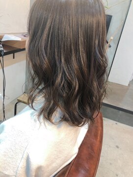 エトネ ヘアーサロン 仙台駅前(eTONe hair salon) ナチュラルミディ × 透明感ash
