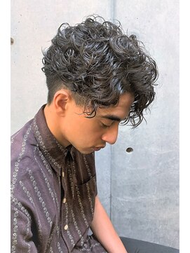 スナッグルサロン(SNUGGLE SALON) センターパート×ソフトツイストスパイラルパーマ/かき上げヘア