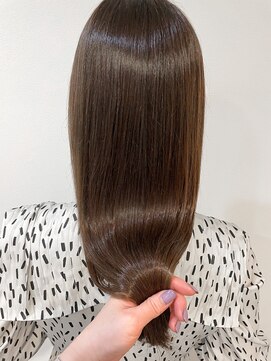 シェノン 西梅田(CHAINON) レイヤーカット/アースカラー/ブラウンベージュ/デザインカラー