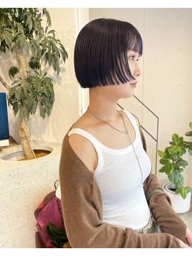 オムズドット(om's dot) 前上がりミニボブ×ブルーパープル（お客様スタイル）