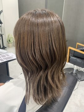 ディティール(Detail) ローレイヤーミディアム×ブルーアッシュ