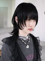 黒髪ウルフ