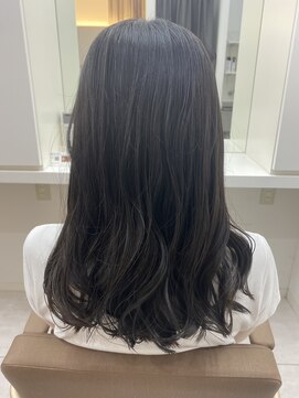 カットハウス ニューヨーク(CUT HOUSE NEW YORK) うる艶ロングヘア