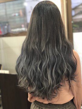 ベースヘアーデザイン(BASE HAIR DESIGN) スーパーロンググラデーション×ブルーシルバー