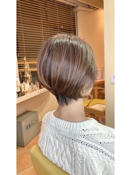 スタジオ キャンパス ショートボブ