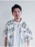 黒髪おしゃれボウズ短髪ソフトモヒカンスキンフェードカット