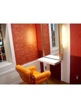 大型店が苦手な方にも！大宮駅付近の、お客様お一人ワンフロア貸し切りが嬉しいアットホームなサロン◎