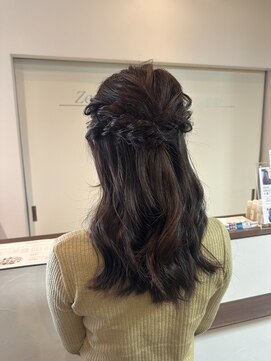 ジールヤマグチ 朝霧駅前店 【岡本作】ハーフアップスタイリング