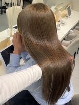 ロンドメリア 天神大名店(Lond Melia)&nbsp;黒髪カタログ/オリーブグレー/ココアベージュ/小顔に見せるヘア