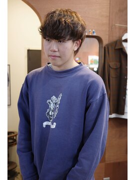 エディ(Edy) メンズパーマニュアンスパーマケアパーマブラウンカラー眉カット