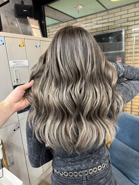 ラフ 難波店(LAFF) バレイヤージュ/シャドウルーツ/ハイライト/レイヤーカット