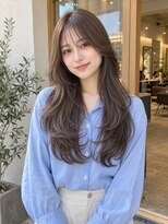ラナ(LaNA)&nbsp;透け前髪と揺れる毛先のレイヤーロング
