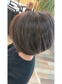 ショートボブ