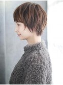 ニュアンスカールのショートスタイル