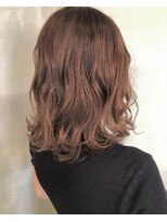 レイリー(Reilly) 似合わせやすさ１番！ベージュ＆ブラウンのミディアムヘア