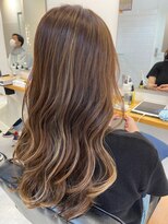 キャプチャー 海老名(capture) ナチュラルハイライトで立体感アップ