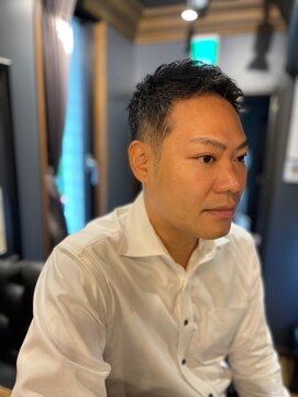 銀座 シノ 本店(shino) 【銀座理容室】ビジネスショート