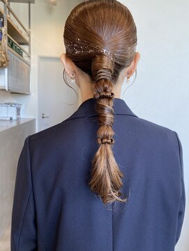 イミ(imi) お呼ばれヘアセット/ヘアアレンジ/玉ねぎアレンジ/編み下ろし