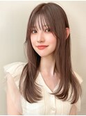ミディアムレイヤーカットストレートロングウルフカットベージュ