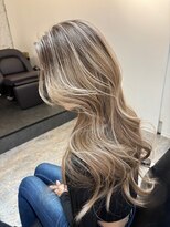 ブレンド 渋谷(BLend)&nbsp;前髪ハイライトカラー似合わせカットウェーブミディアム