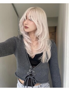 ハーパーズ 渋谷(harpers) ホワイトブロンド海外風レイヤーカット