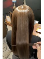 ヘアリゾート粋 ドゥオ 新宿南口店(dua)&nbsp;白髪ぼかし 艶髪ベージュカラー