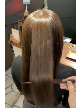 ヘアリゾート粋 ドゥオ 新宿南口店(dua) 白髪ぼかし 艶髪ベージュカラー