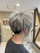 ルービック 京橋(Rubik's) メンズダブルカラー×ホワイトシルバー×ツーブロック★大阪京橋