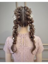 ビューティーミュージアム モア Beauty Museum MORE&nbsp;お呼ばれツイン編みおろし