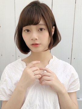 ローハ(Lowha) 耳かけが可愛いセンシュアルショートボブ☆