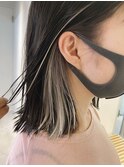 <スタイリング簡単>ペールホワイト、インナーカラー　【Loom.】