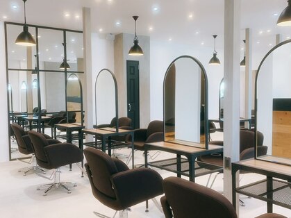 オーブ ヘアー マラ 松山2号店(AUBE HAIR mara)の写真