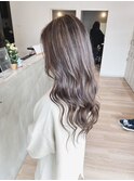 モノトーングレージュ×ハイライト×パールグレージュ