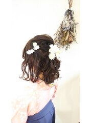 ツイスト ハーフアップ ヘアアレンジ