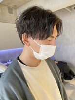 エリマ 調布(elima)&nbsp;ツイストスパイラル/波巻きパーマ/前下がり/センターパート/調布