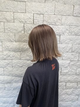 ラヴリア カミツ(LOVERIA KAMITSU) 切りっぱなしラベンダーベージュ