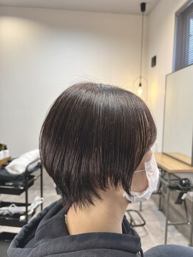 ブル(Bull) くびれショートスタイル