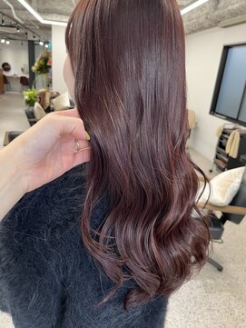 西梅田駅 / ブリーチ無しでも出来るピンクカラー