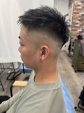 ルーナヘアー(LUNA hair) 『京都 山科 ルーナヘアー』ビジネス フェード ホワイトメッシュ