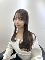 前髪ありワイドバンググレージュ美髪レイヤーカット髪質改善