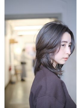 リュト(Lute) レイヤーカット/ウルフカット