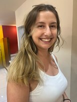 ノラキチジョウジ(NORA KICHIJOJI)&nbsp;海外風ナチュラルレイヤー×バレイヤージュ