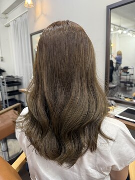 ネウィベルシア 名駅(newi belsia) オリーブベージュ