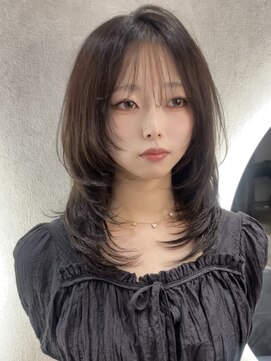 ジーナ 福岡天神(Zina) 韓国ヘア/ハッシュカット/ミディアムレイヤーZina福岡天神