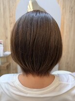 ラーゴム(Lagom)&nbsp;大人ツヤ丸みショートボブ