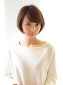 黒髪でも可愛く決まるニュアンスショートボブで大人可愛い